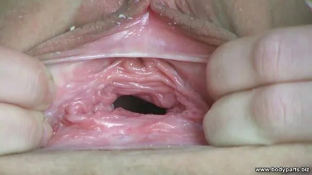 Sexy brunette massage turns into missionary fucking video x douche
