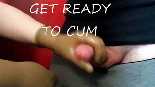 The young bitch offered the guy a depraved fucking tukif dans la douche in various positions