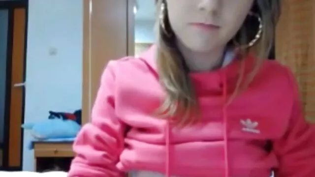 Mature wife gives prostate video amateur sous la douche massage to her husband and remembers to suck his horny dick