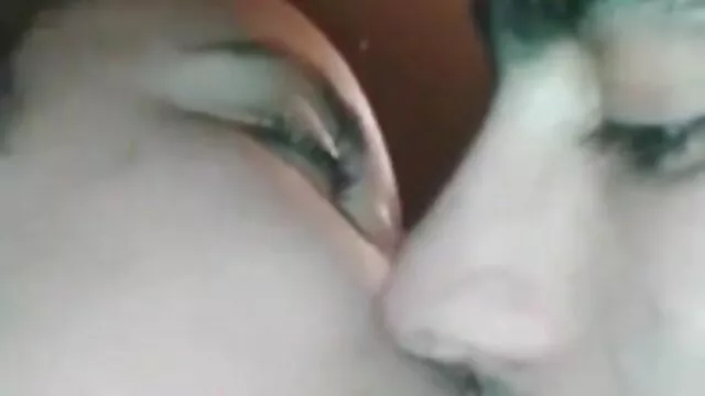 An asshole girl jerks off a guy's standing penis with a vibrator video douche de sperme with an artificial vagina