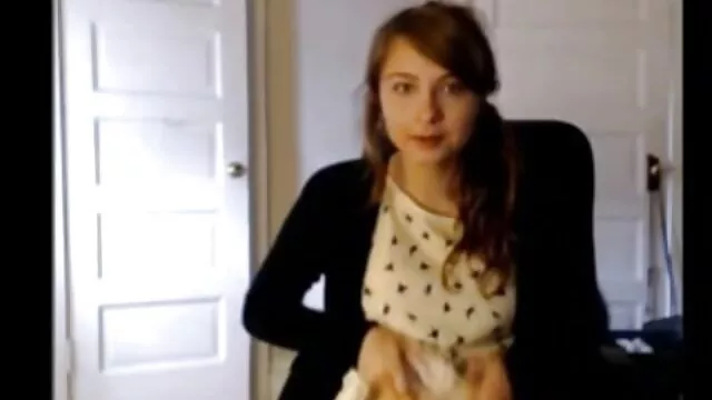Young chick Natalia porno sur douche Rossi loves to ride a dick passionately