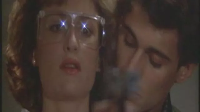 Beautiful pornstars famously fuck in a porno sous douche nightclub