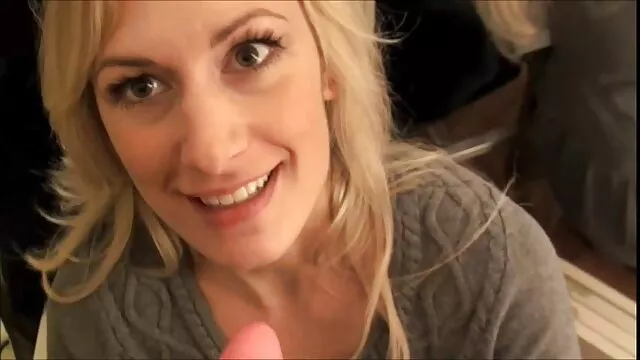 Porn model decided to porno dans le douche get her husband's phallus