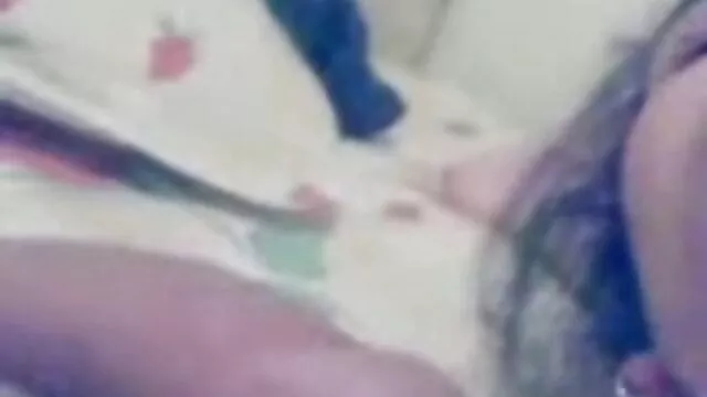 Young and fragile girls porno dans le douche fuck with a huge giant strapon