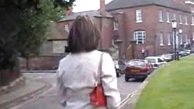 A young porn model got drunk in the company of a mature man and video sexe douche fucks shamelessly